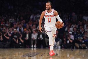 斯波：我儿子是布伦森球迷 我告诉他们在我家不能粉对手球员