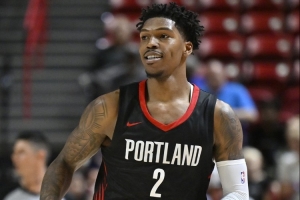 高效替补！凯莱布·乐福全场14投7中 得到17分7板3助1断