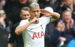 35.3码远射！里沙利松成06-07赛季来英超北伦敦德比破门第2远球员